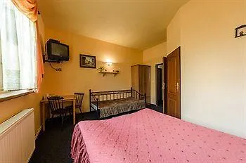 Vysehrad Nonstop Guest house 3*